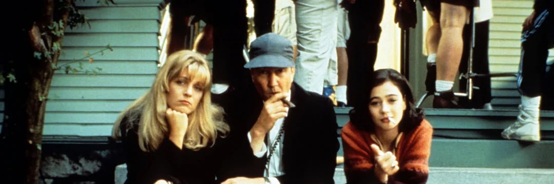 Twin Peaks Aesthetic 🚬's banner
