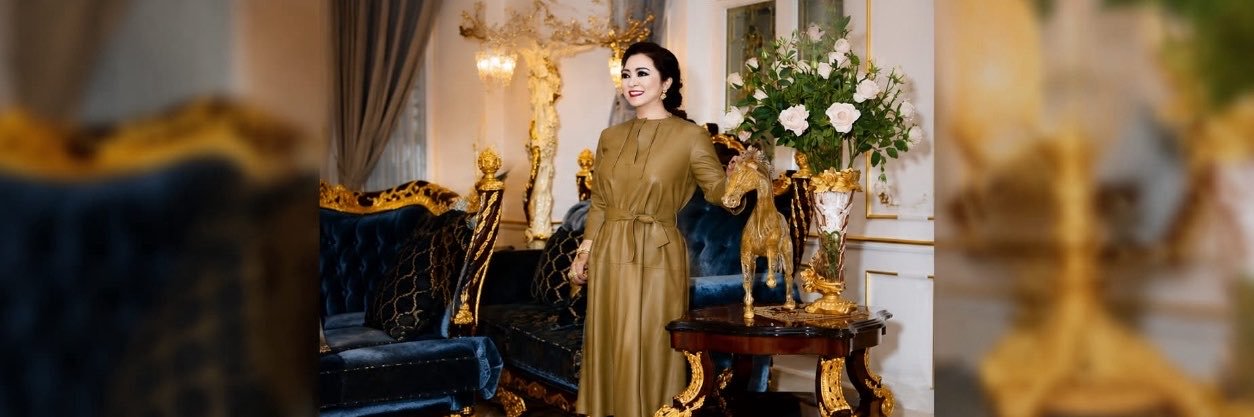 Christina Nguyen - Nguyễn Phương Hằng's banner