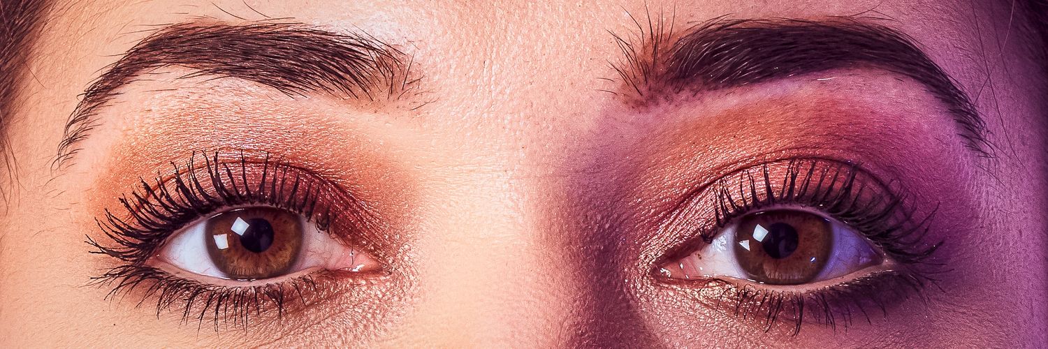 UHQ TWEETS's banner