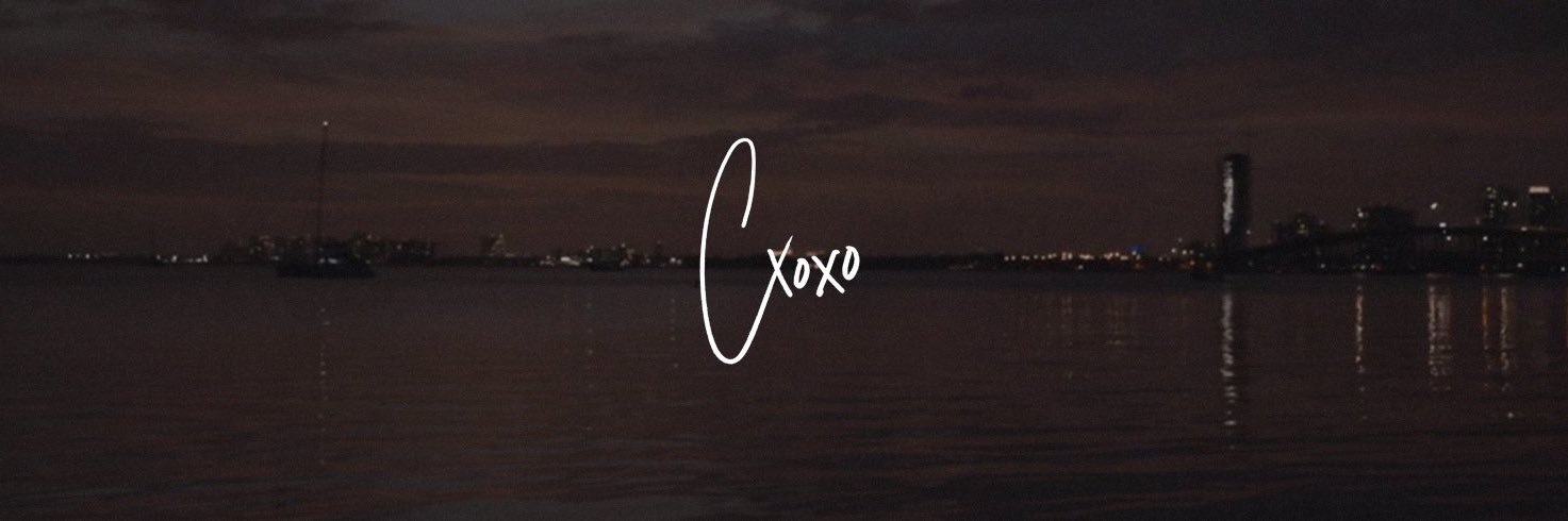 M 🦒's banner