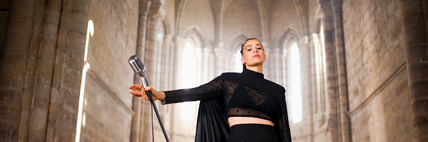 Isabel Aaiún's banner