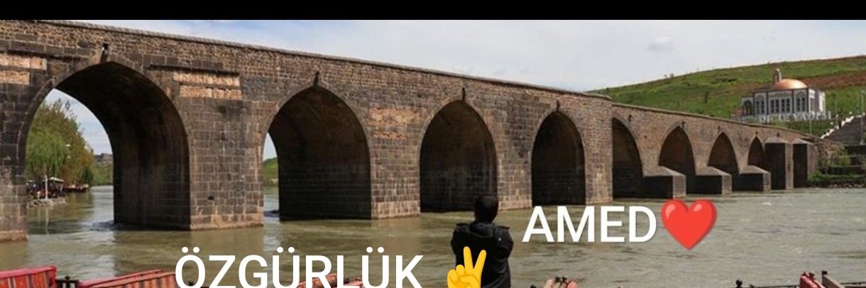 𝒪𝓏ℊ𝓊𝓇 ℰ𝓇𝓏.'s banner