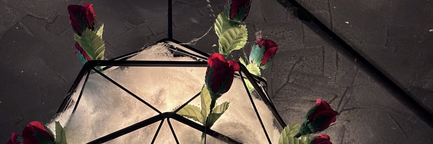 Elle's banner