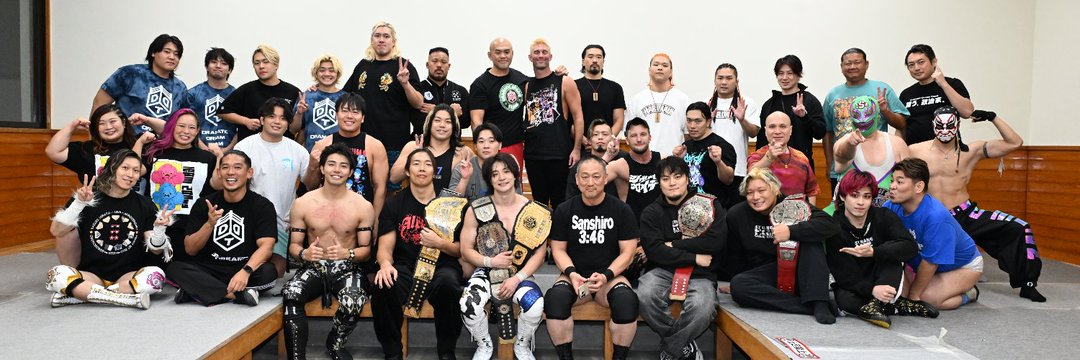 DDT Pro-Wrestling (English)'s banner