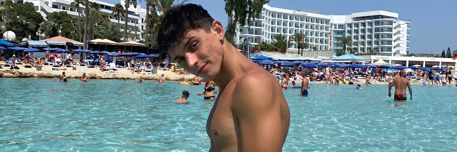 (top 0.1%) Samuele Cunto of🤍💙👑's banner