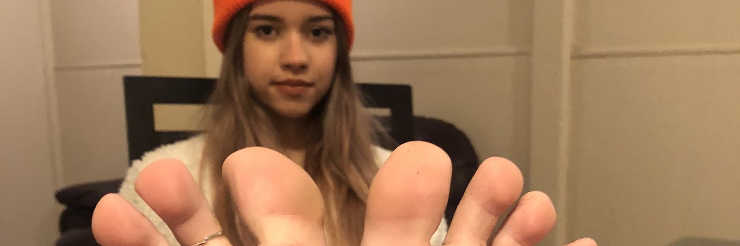 Footmodels 18+🦶🏻🍭's banner