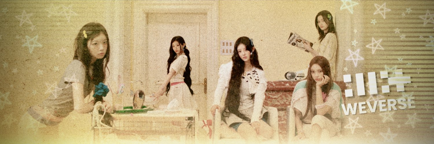 ILLIT WEVERSE's banner