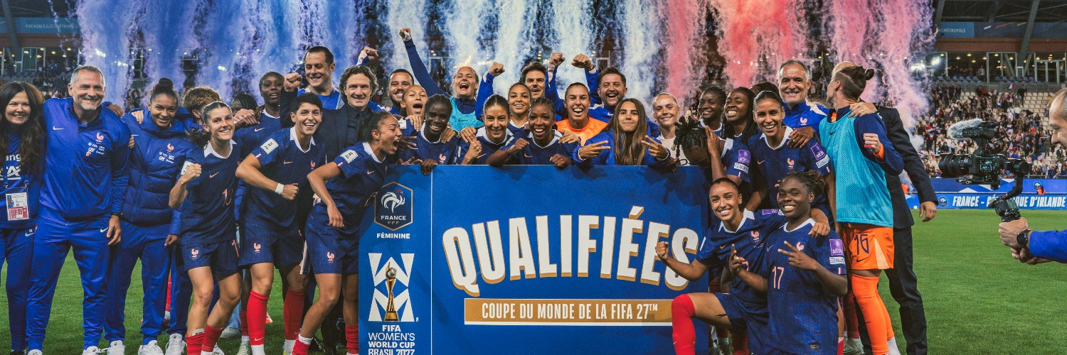 Equipe de France Féminine's banner