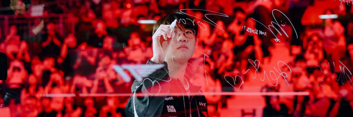 칠⁷'s banner