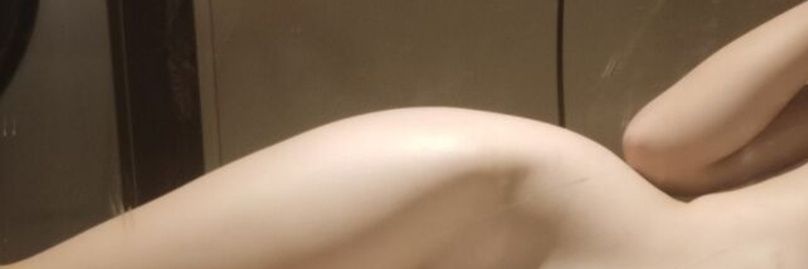 伪街露出的小球球's banner