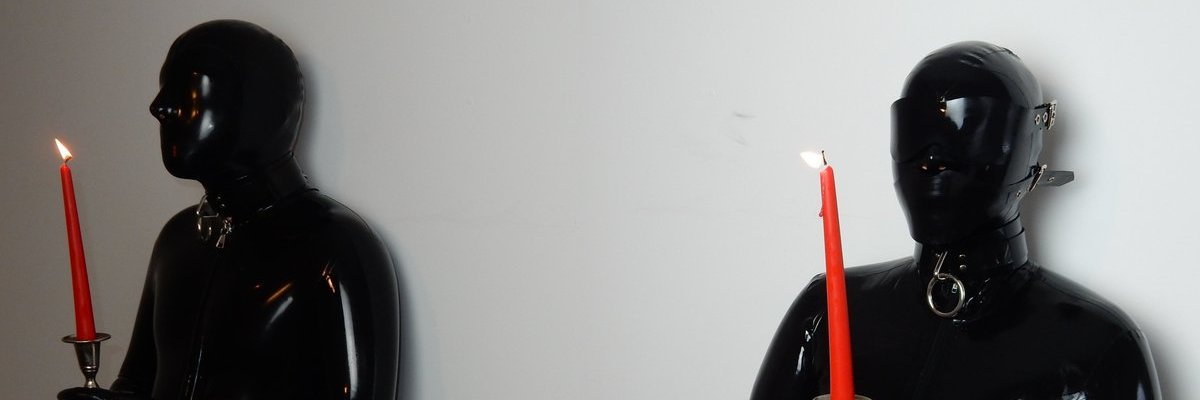 DaLatexCouple's banner