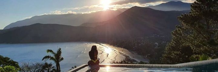 Mirela Vasconcelos 🌸 NAO REPARA A BAGUNÇA 🙉's banner