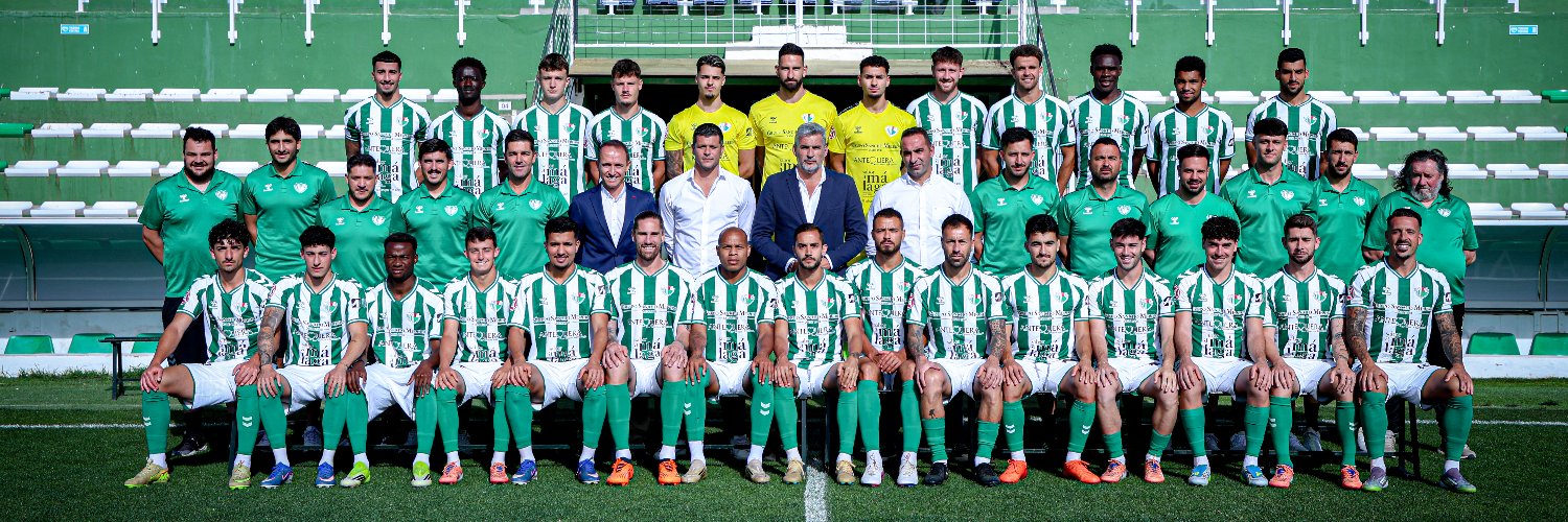 Antequera C. F.'s banner