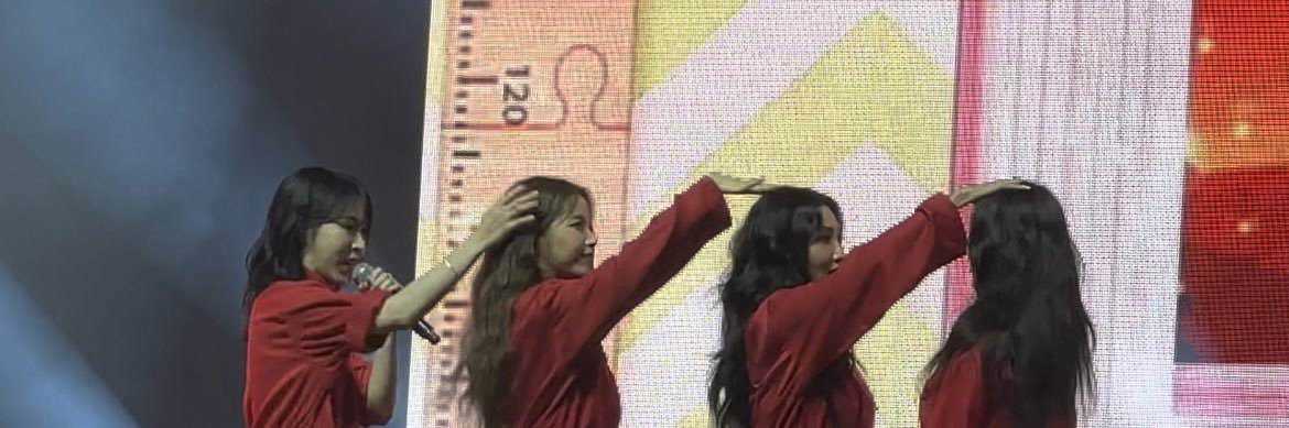 whee_inthistogether's banner