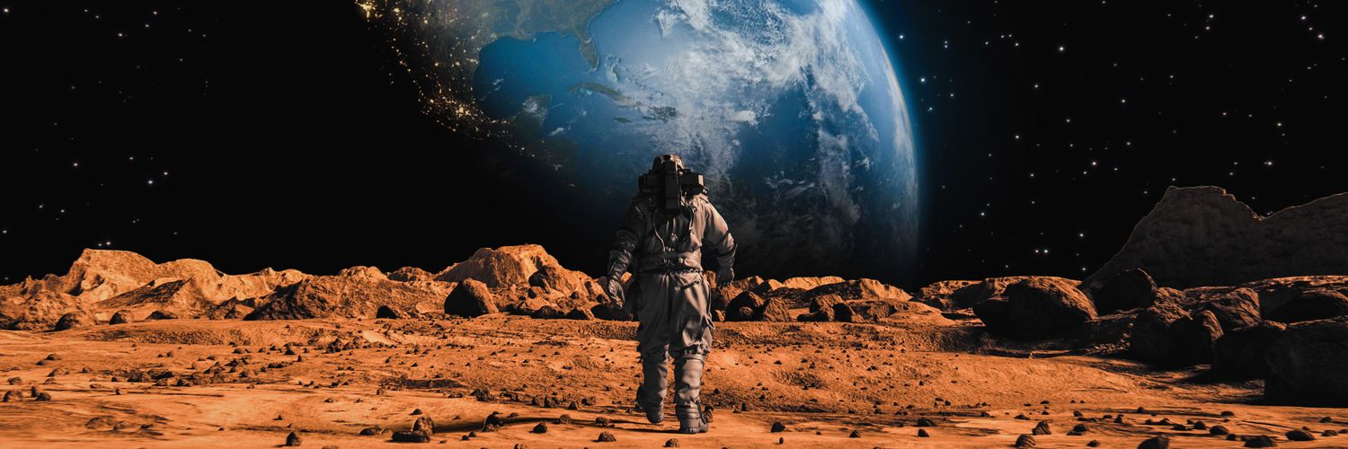 Edwin (🚀, 🔴)'s banner