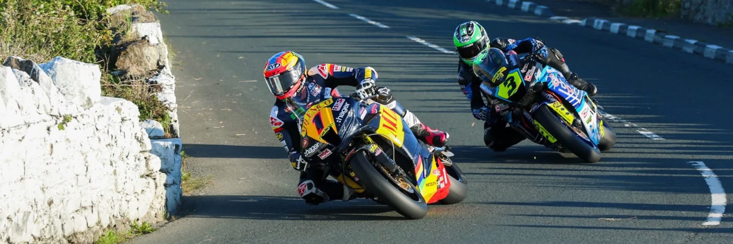 Southern 100's banner