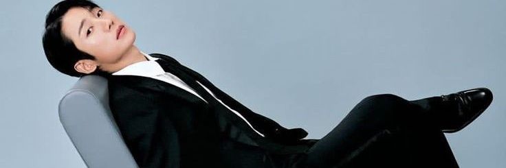 ONNI 🤍's banner