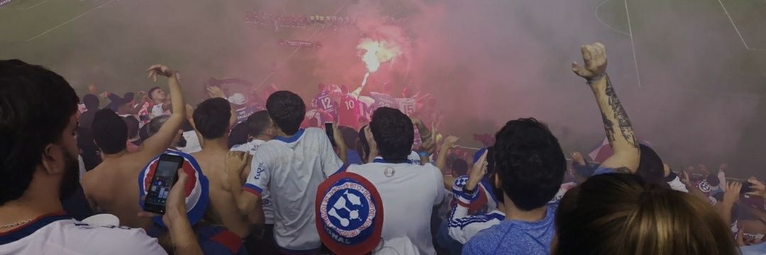 Iván González's banner