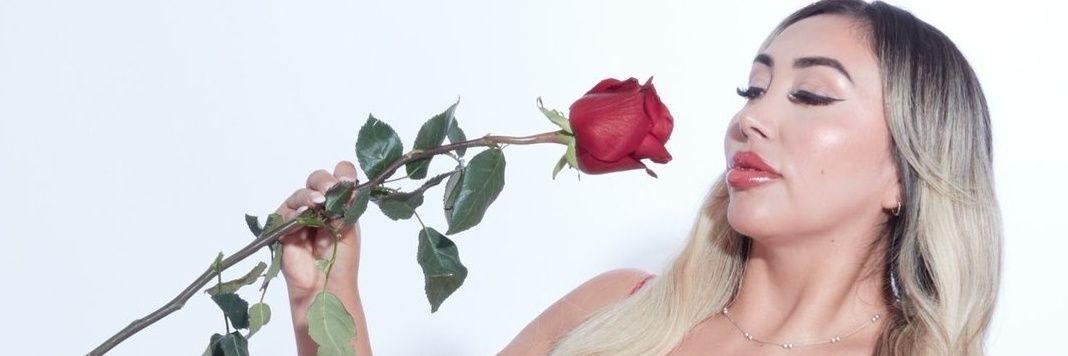👑🎀NAYAFACIL 🎀 👑's banner