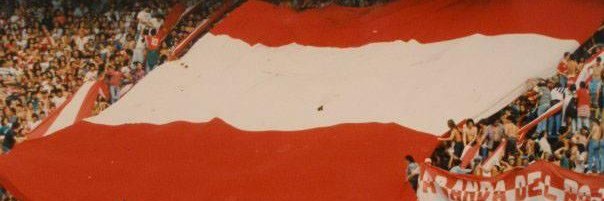 LA VIDA ES ROJA's banner