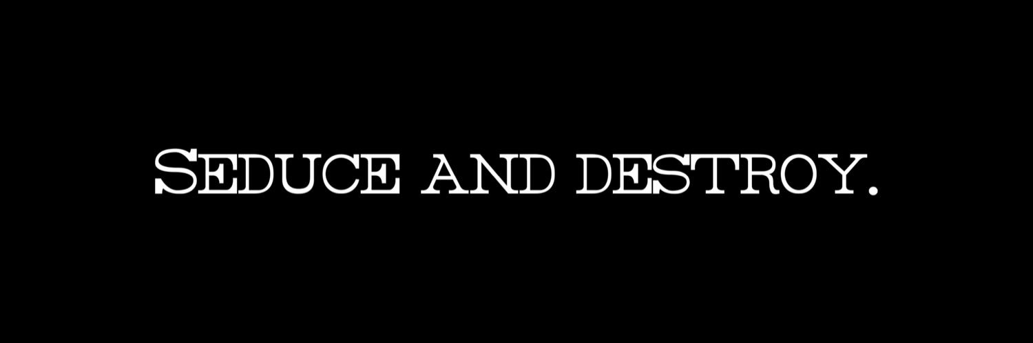 𝑀𝑜𝓂𝓂𝓎 𝐿's banner