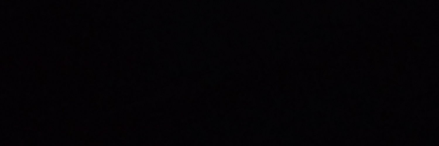 E's banner