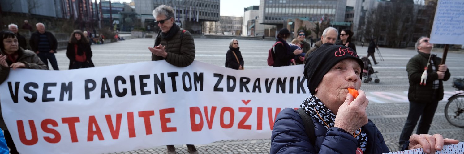 Glas ljudstva's banner