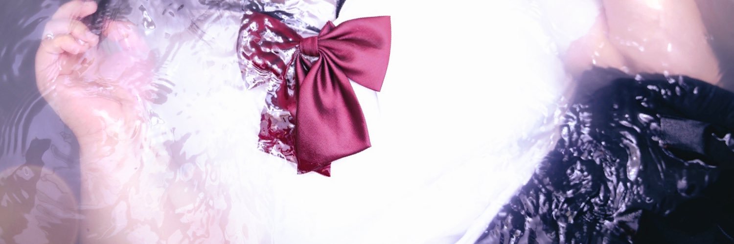 ＊ 羽依 こまる's banner