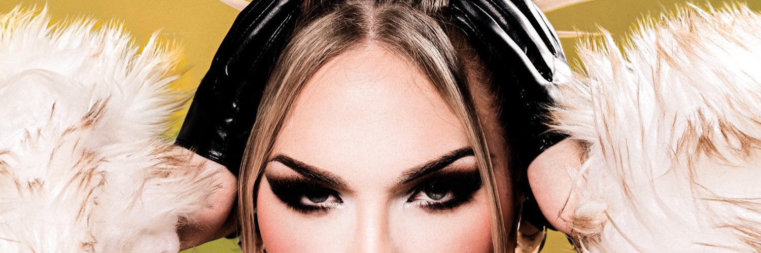 ✩ V E N U S ✩'s banner