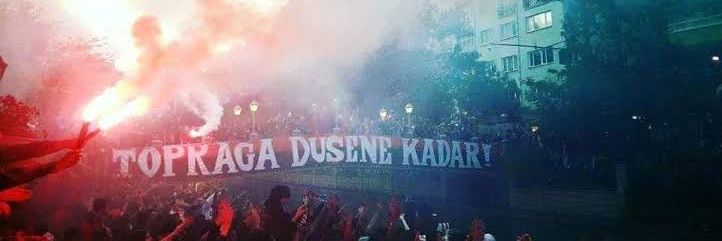 𝐒𝐢𝐘𝐀𝐇 𝐊𝐈𝐑𝐌𝐈𝐙𝐈's banner