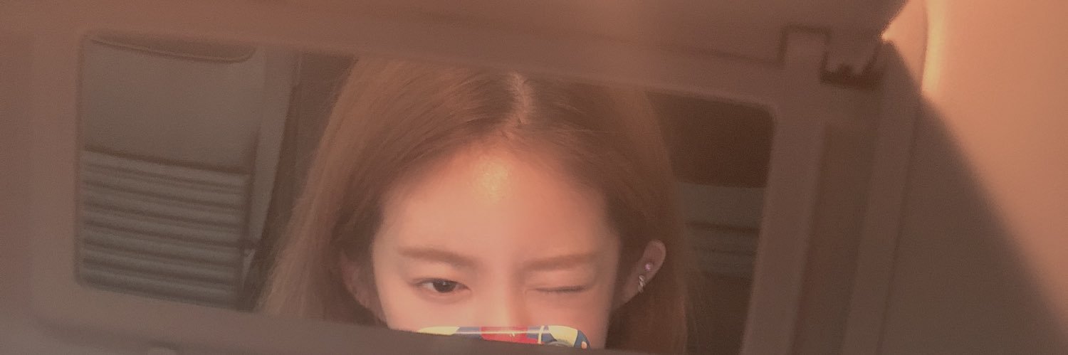 Daisy 정안's banner