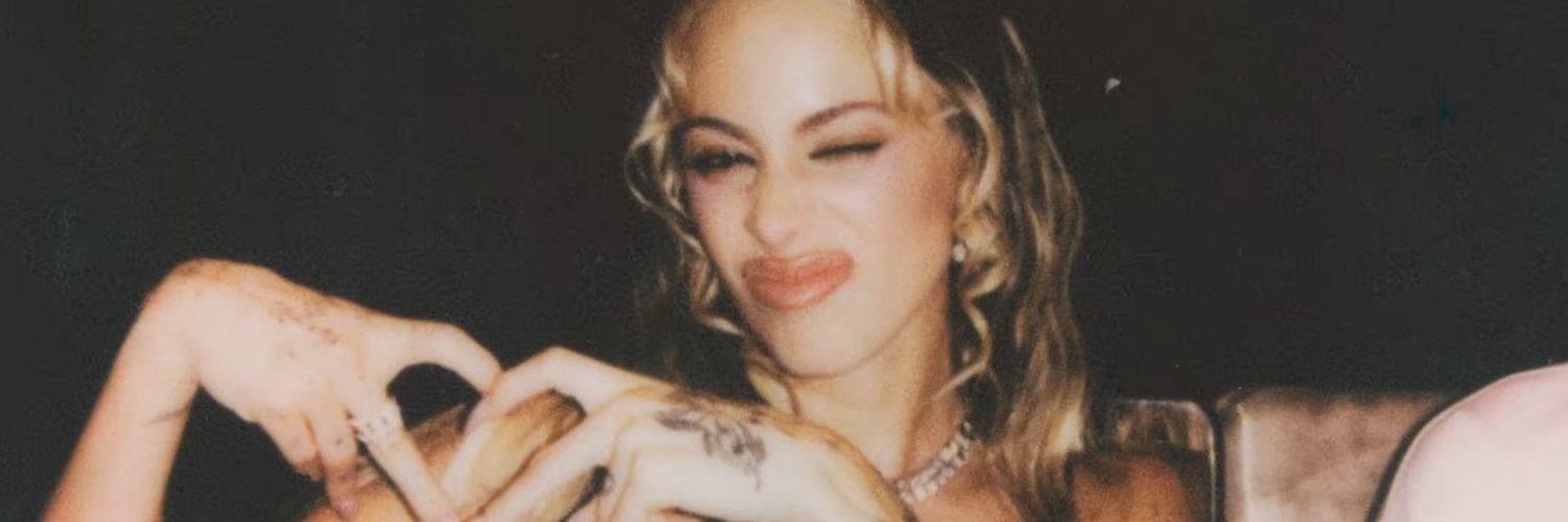 𝕬𝖑𝖊🛸's banner