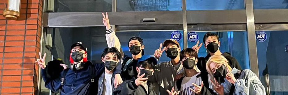 wwwy ♡'s banner