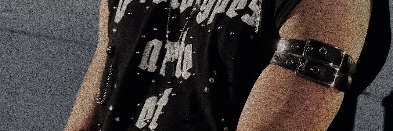 𝔧𝔲𝔩𝔢𝔰's banner