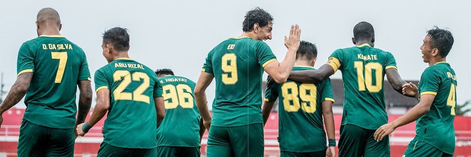 Pendukung Persebaya's banner