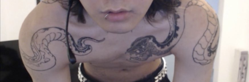slut for 4FACETATS's banner