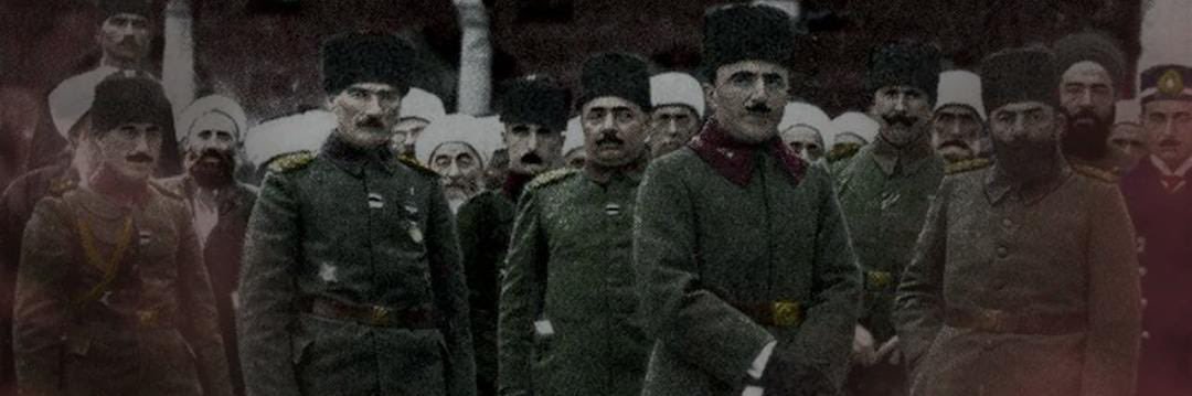 Vatansever Türk's banner