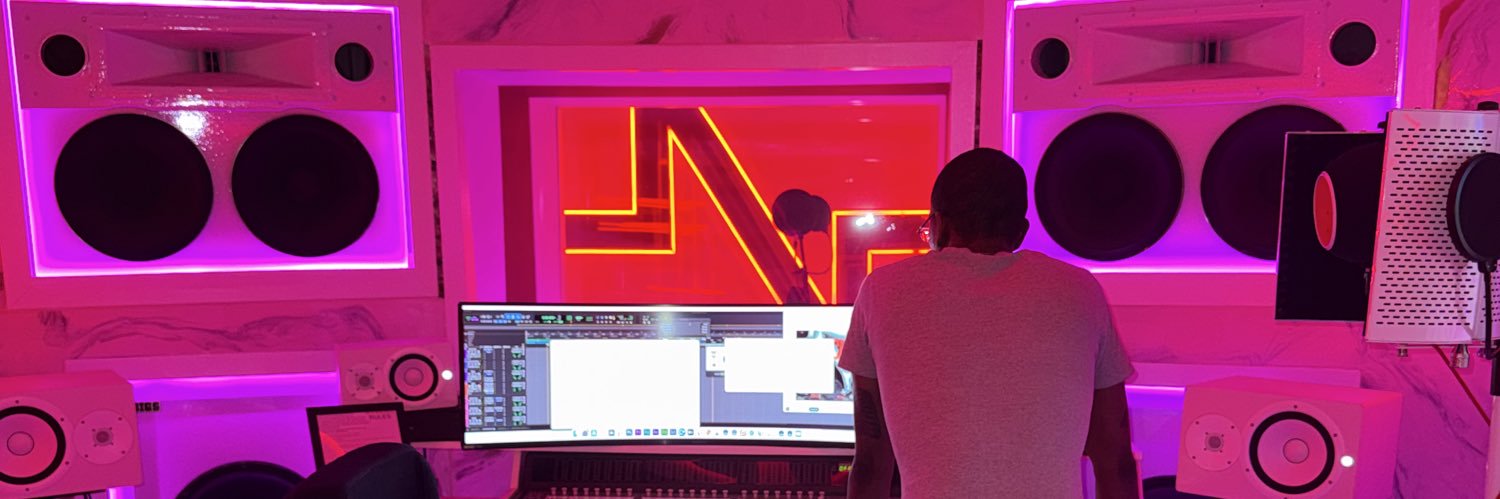 NE$$Y 🦍's banner