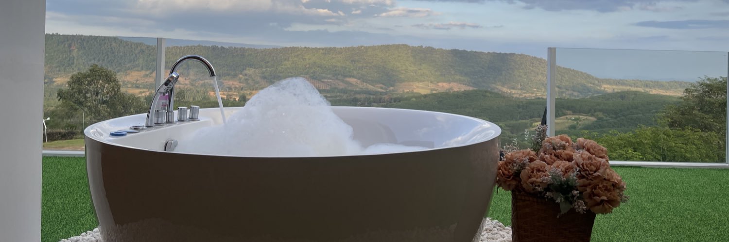 𝓙&𝓙 𝓢𝓽𝓸𝓻𝔂 🍻🛁💃's banner