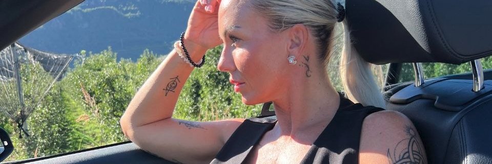 The Angel Face "Milf" 👑💄🥰's banner