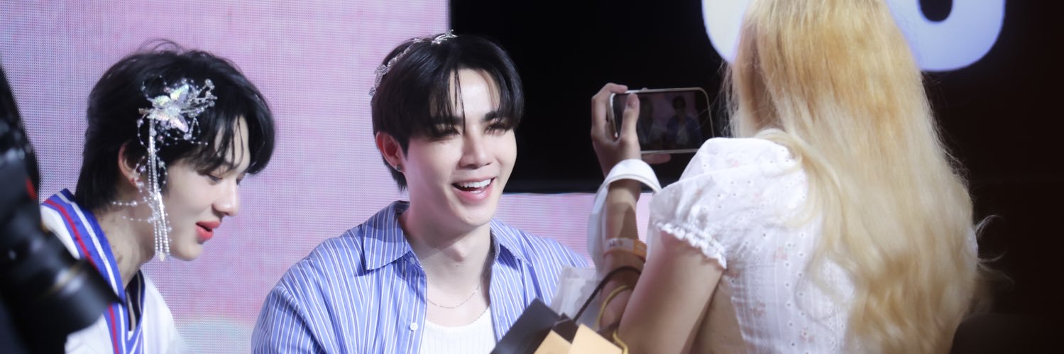 𝐙𝐔𝐍𝐑𝐈𝐒𝐄 ✨'s banner