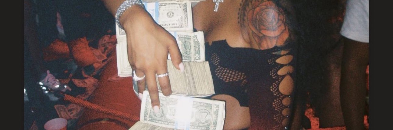Donielle’K's banner