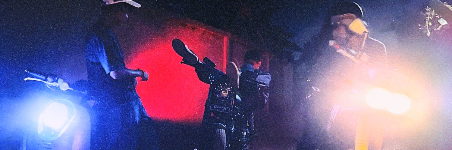 Tb90 90's banner