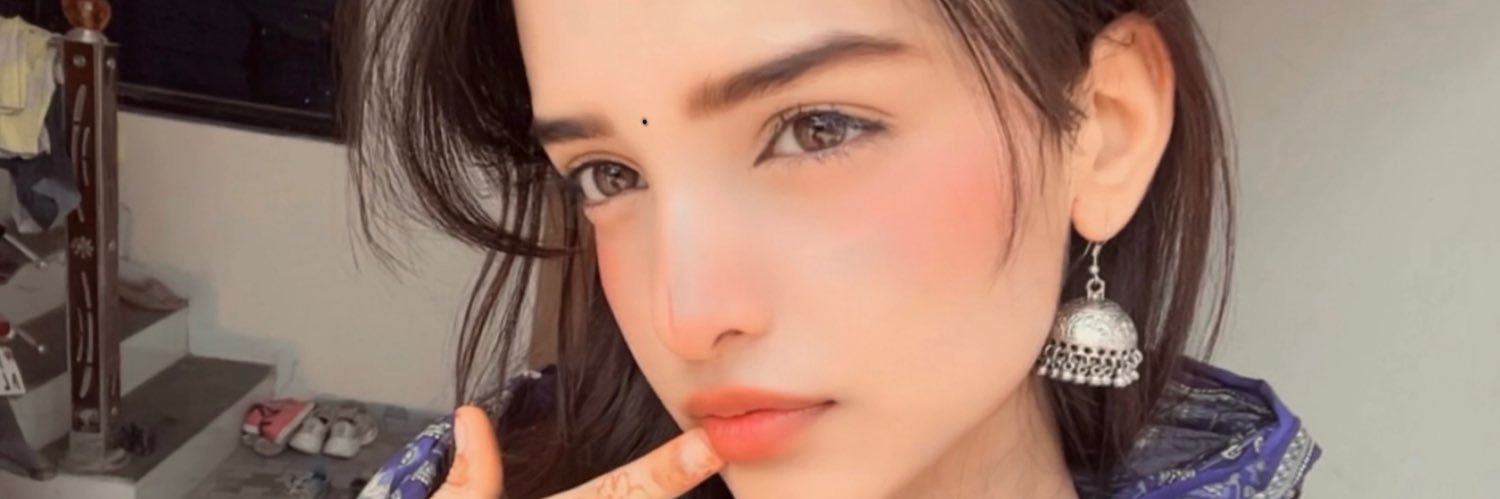 Khushi R's banner
