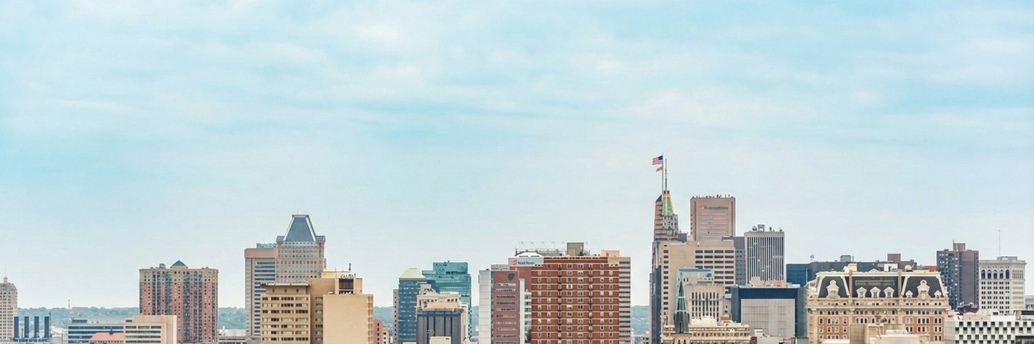 I0's banner