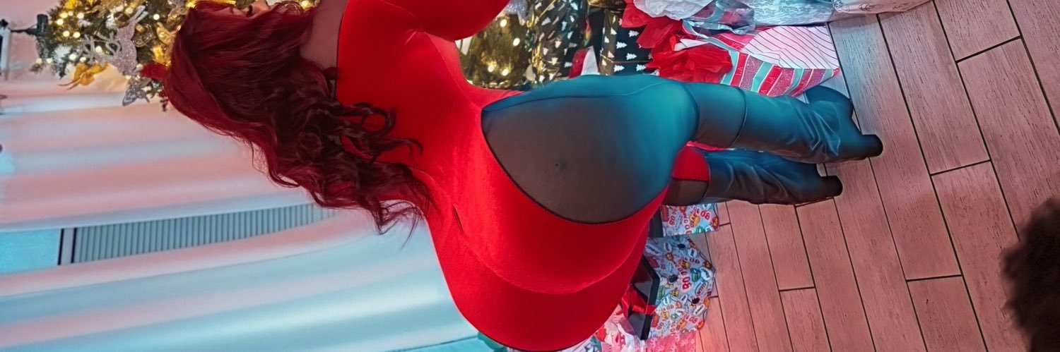 Juicy Doll's banner