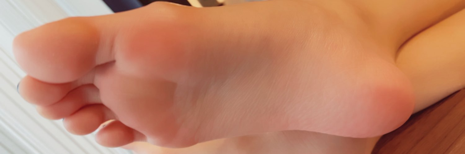 除夜の足🦶's banner
