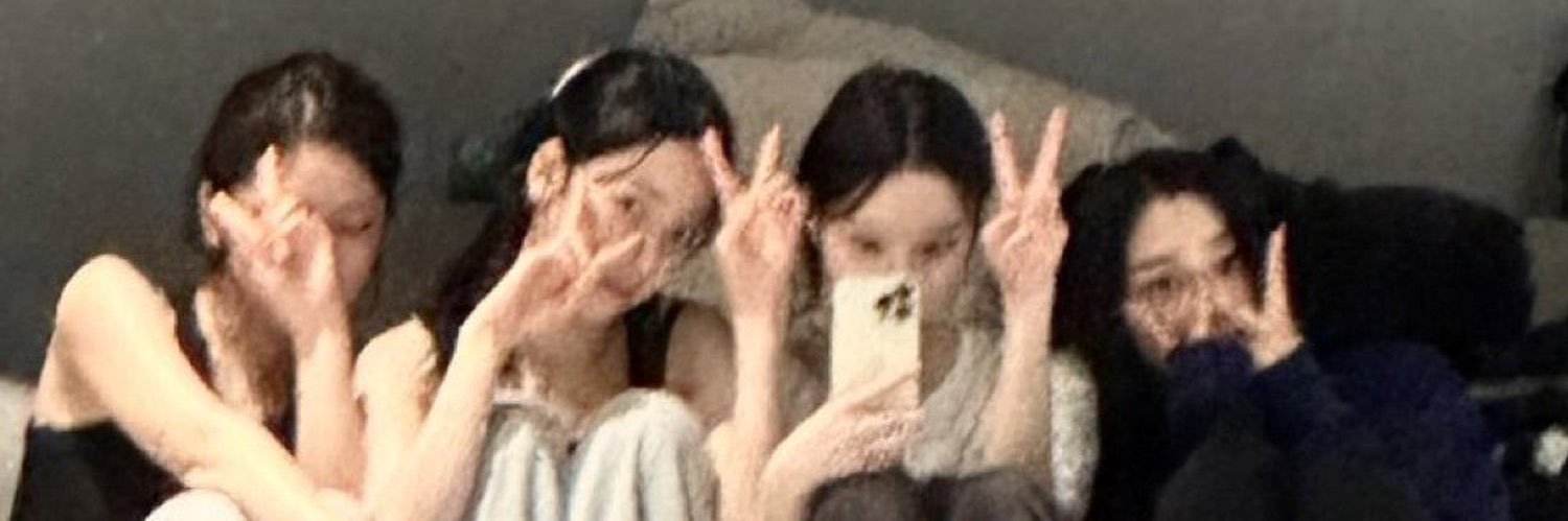 หยุมหยิม's banner