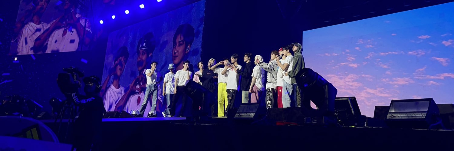 elle 𖧷 is seeing svt 🩵's banner