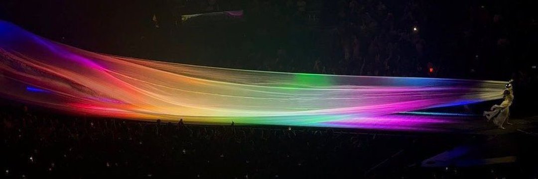 🅱's banner